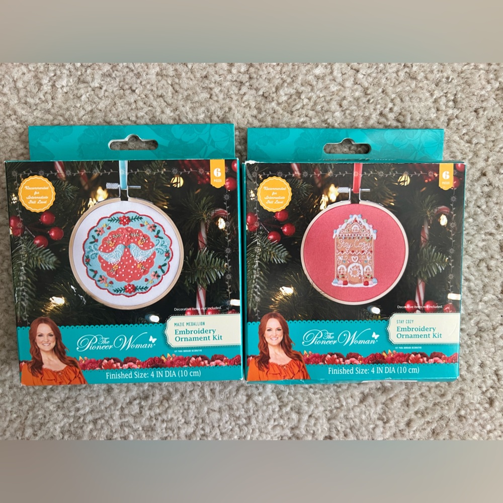 Set of 2 The Pioneer Woman Embroidery Ornament Kits - NEW & SEALED